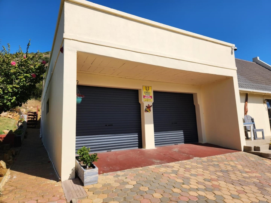 3 Bedroom Property for Sale in Vakansieplaas Western Cape